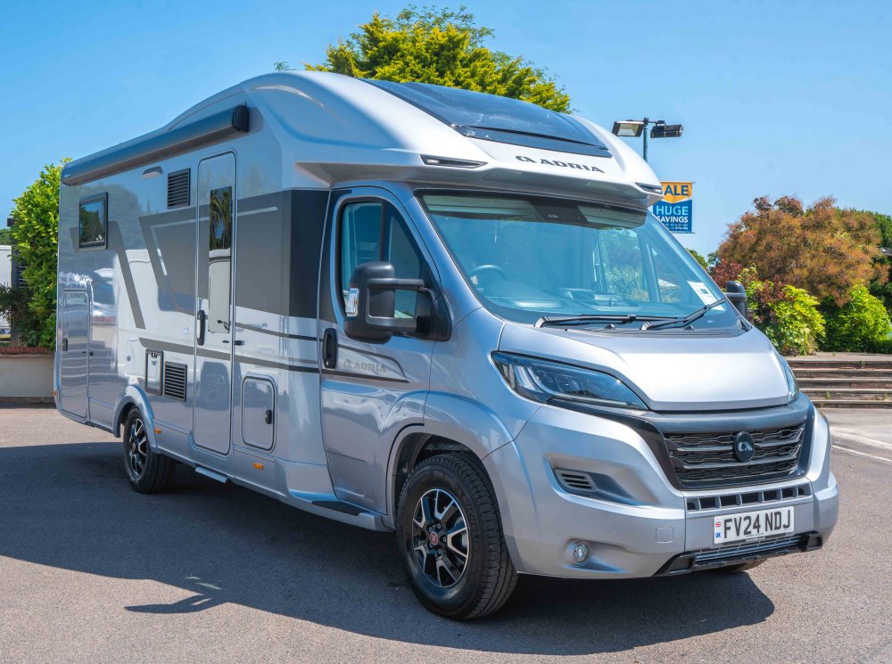 Rent Matrix Supreme – Glide Into Adventure In Style/Motorhome Online ...